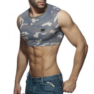 SLEEVELESS CAMO CROP TOP